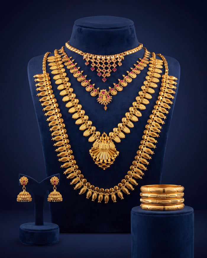 5 sovereigns bridal set